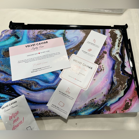 Velvet Caviar Galaxy Glitter Marble MacBook Case 2.0 NEW - Picture 8 of 11